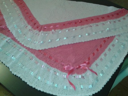 Toquilla por el reverso viendo sus dos colores     70 euros